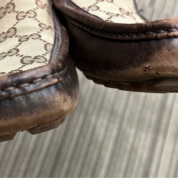 Gucci Men’s Leather and Monogram Canvas Driver - Picture 9 of 15